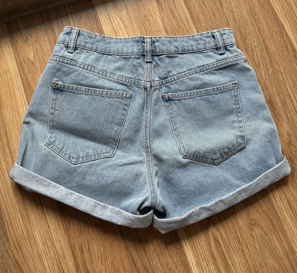 Jasne jeansowe szorty spodenki denim 38