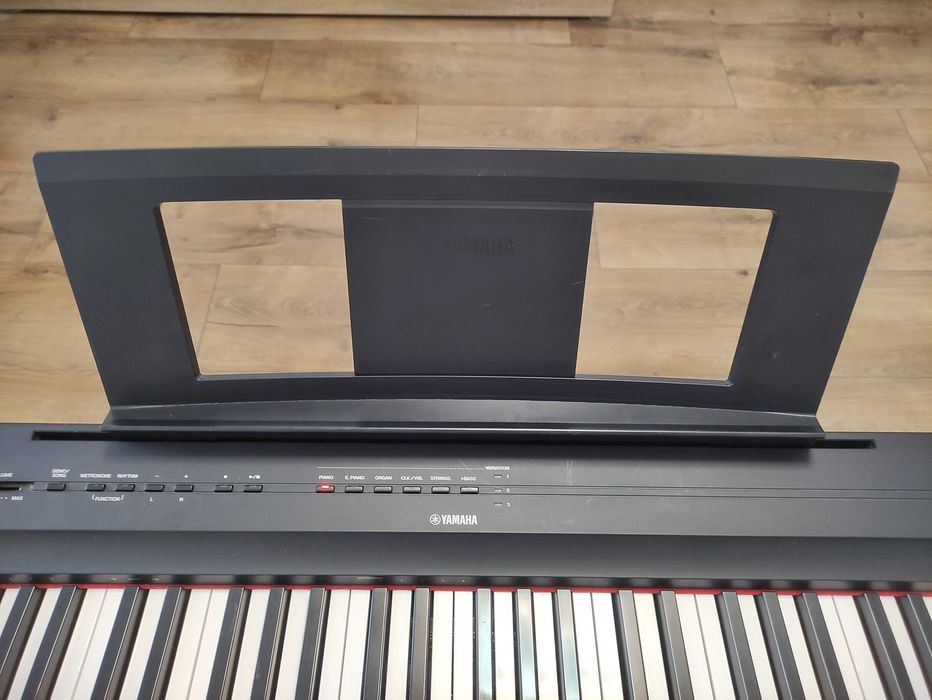 Цифрове піаніно Yamaha P-125