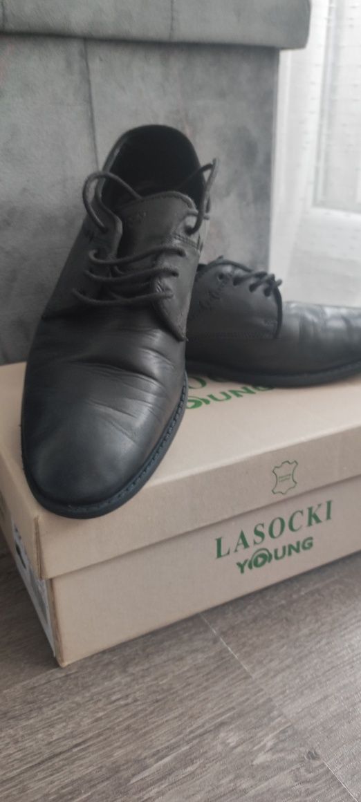 Buty dla chłopca Lasocki Young r 36 stan bardzo dobry czarne