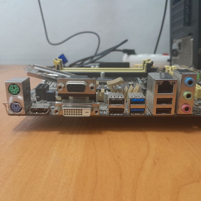 Материнська плата ASUS Z87-K (s1150, Intel Z87)