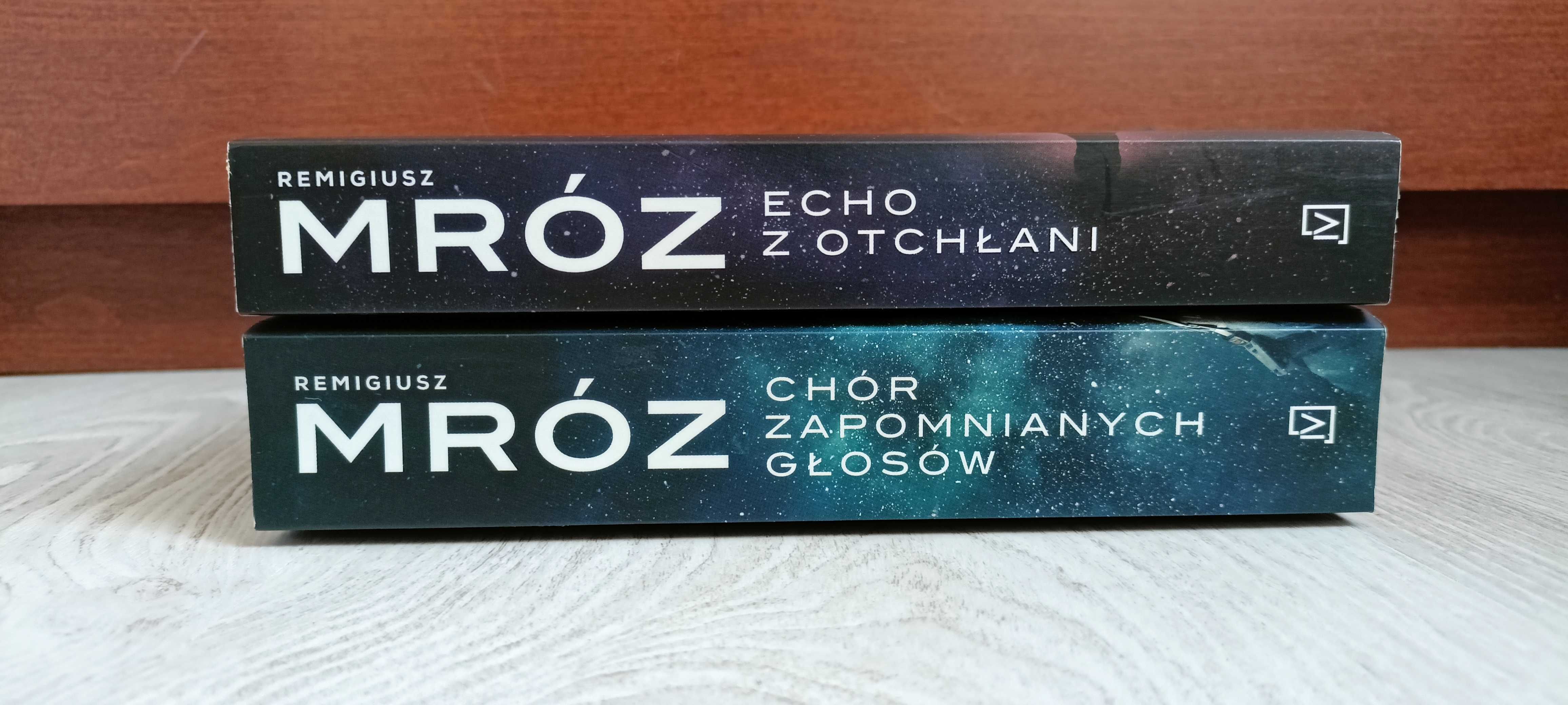 2x Remigiusz Mróz Echo z otchłani + Chór zapomnianych głosów