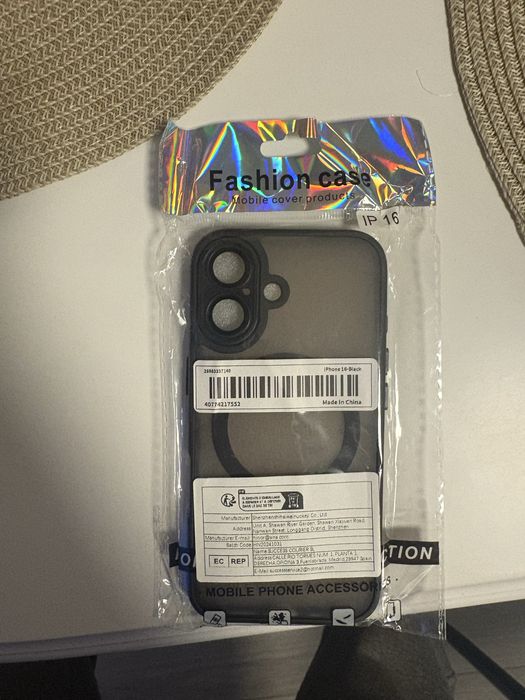 Продам чехол на 16 айфон