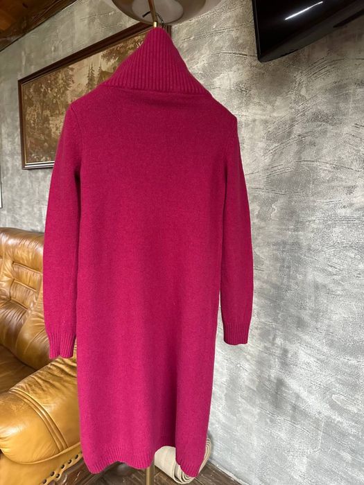 Стильне тепле плаття-светр max mara