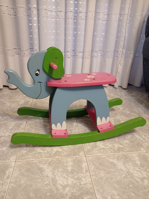 Cavalinho de madeira