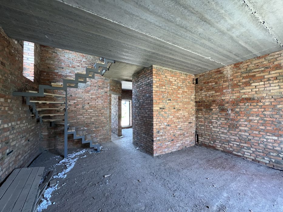 Продам дуплекс 110 кв.м., 3 кімнати, 2 сотки Zarvantsi