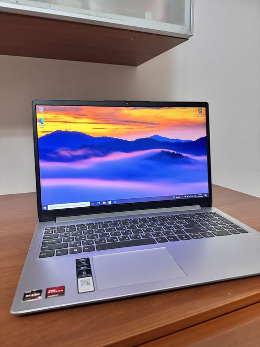 IdeaPad 1  15ADA7