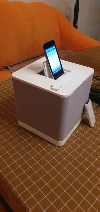 Arcam rCube портативна колонка
