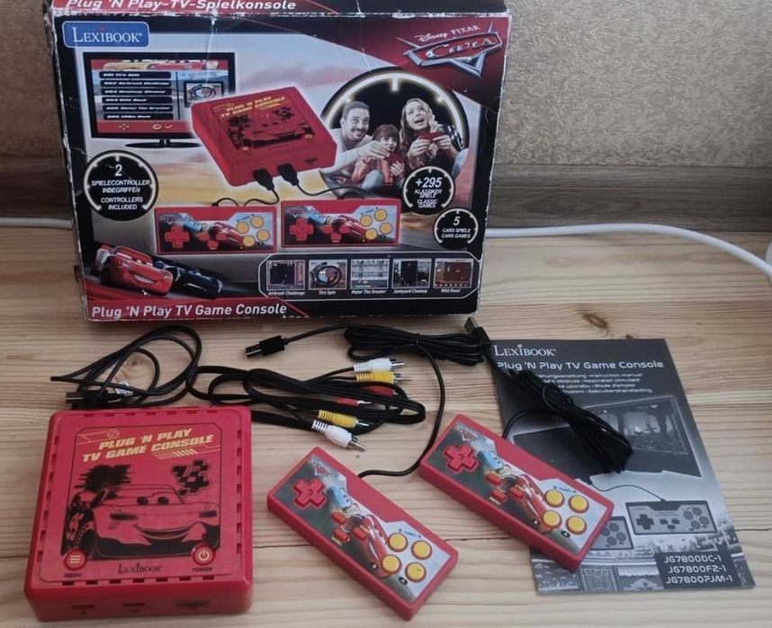 Ігрова приставка Lexibook (300 ігор аля Dendi)