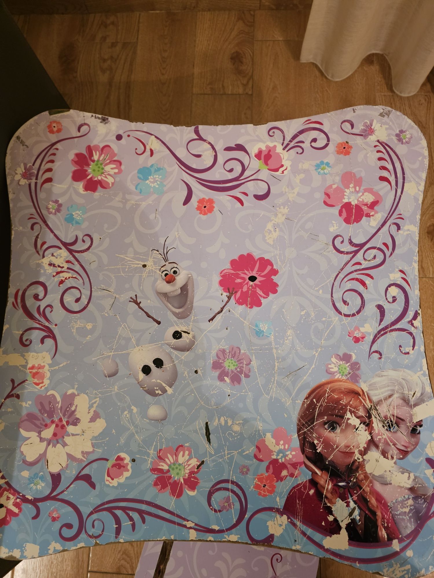 Mesa com bancos frozen