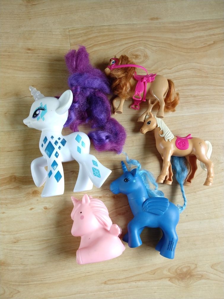 Koniki konie jednorożec zabawki