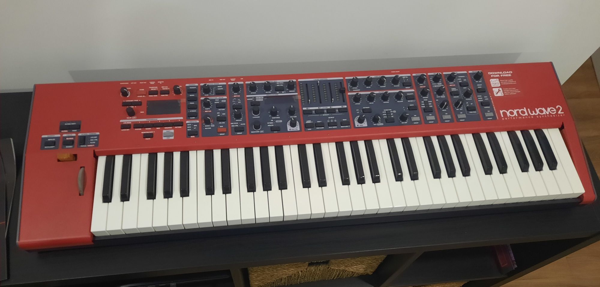 Sintetizador Nord Wave 2 61-Key Performance Synthesizer