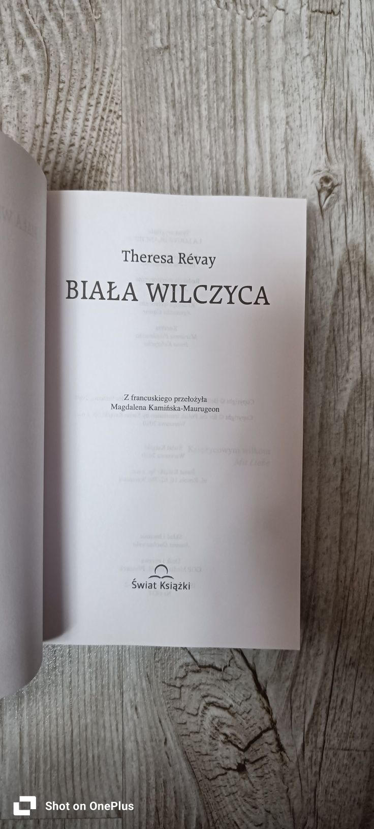 46. Książka Biała wilczyca