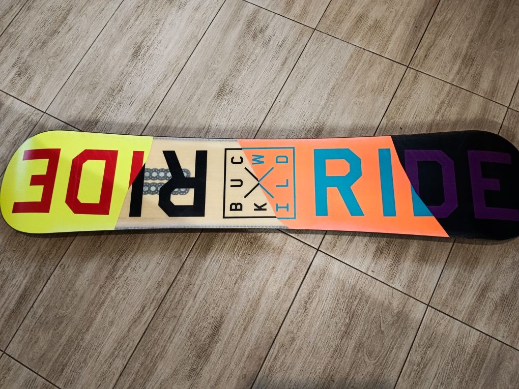 Deska snowboardowa Ride Buck Wild red/black/teal/purple 147 cm