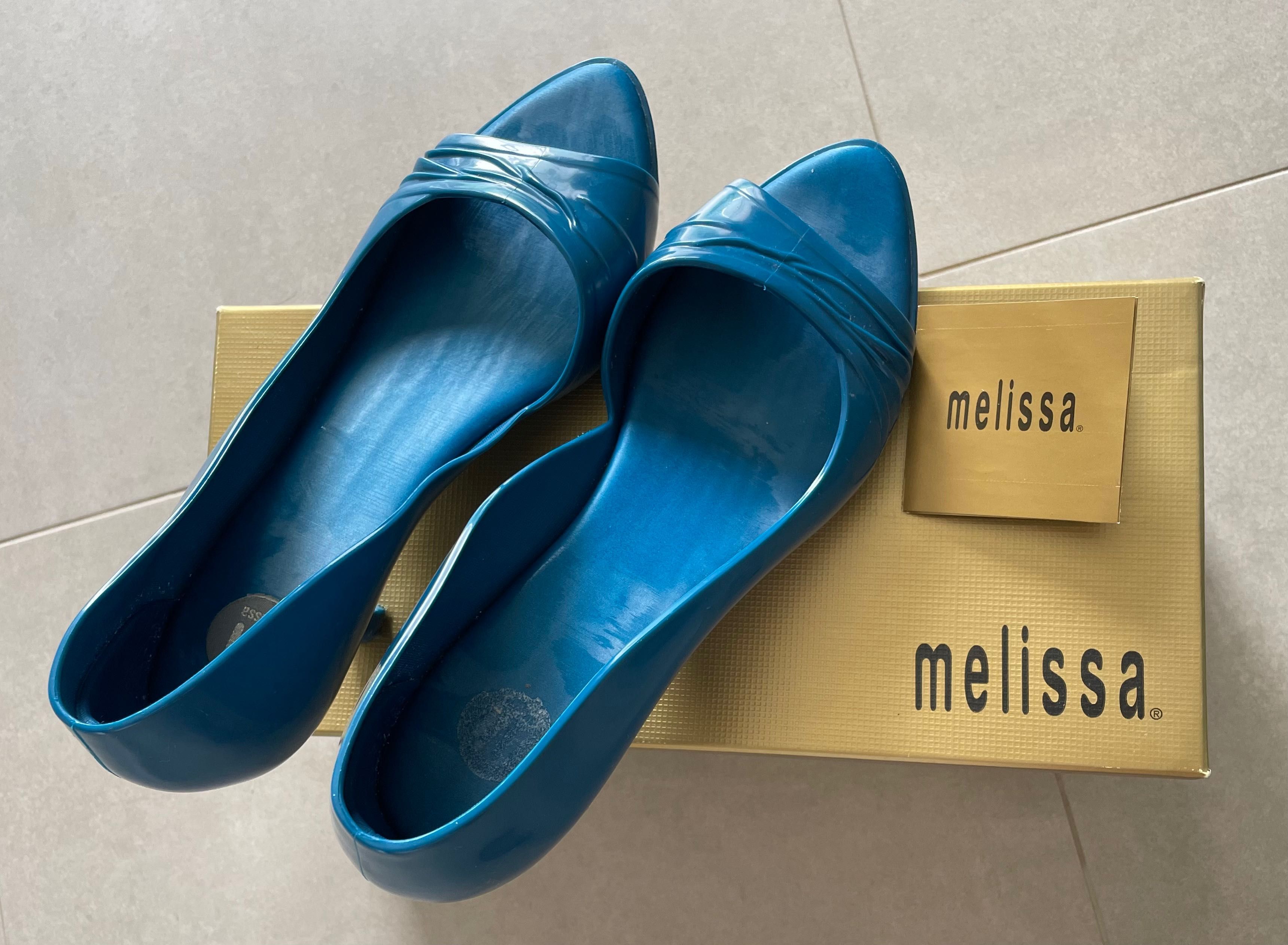 Sapatos salto Melissa