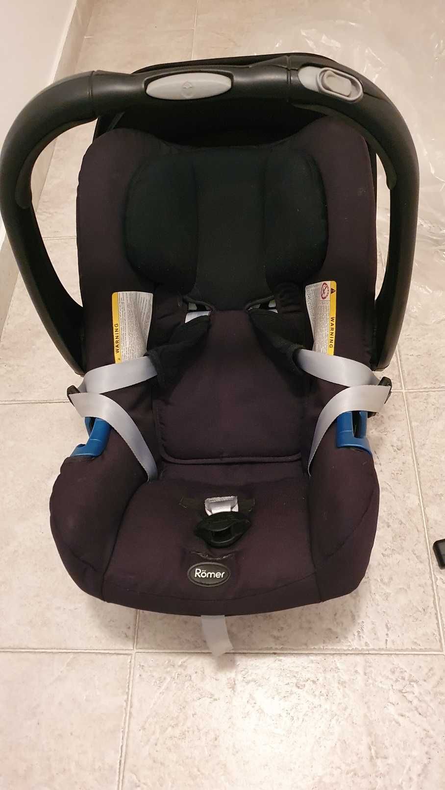 Trio Romer-cadeira 0+,cadeira de passeio,alcofa)base isofix, cor preta