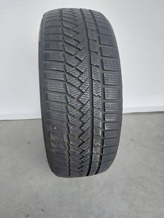 Opona 205 50 r 17 Continental Winter Contac  TS 850T