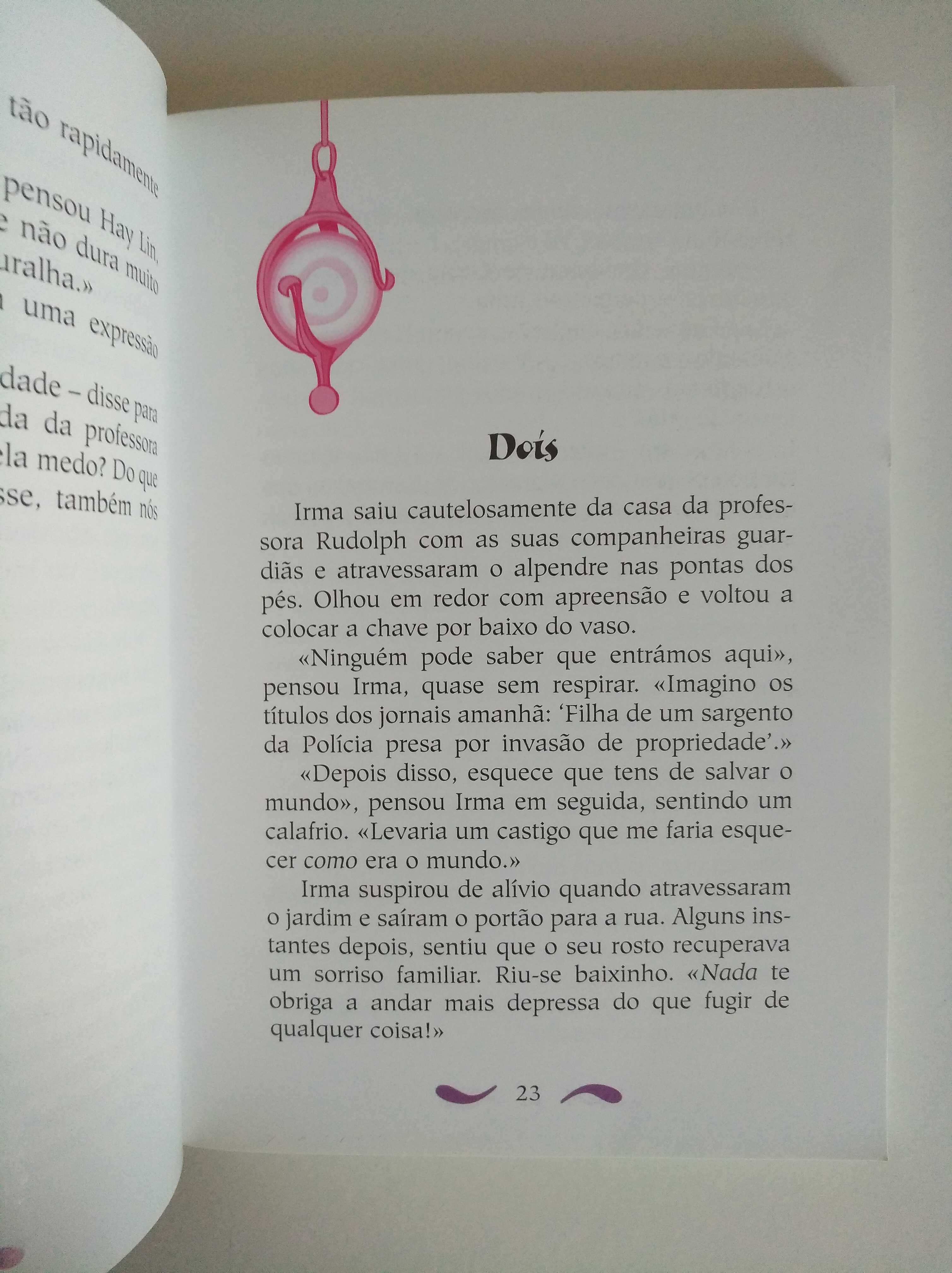 Livro W.I.T.C.H. "O fogo da amizade"