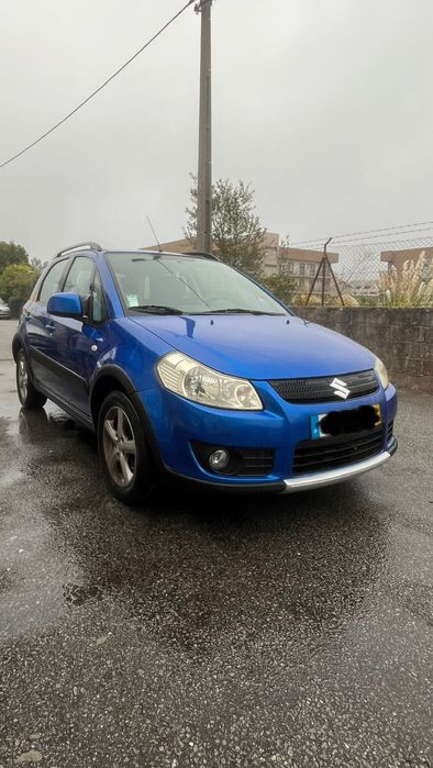 Suzuki SX4 Como novo