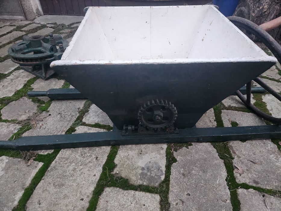 Przemysłowa wyciskarką do owoców 100kg