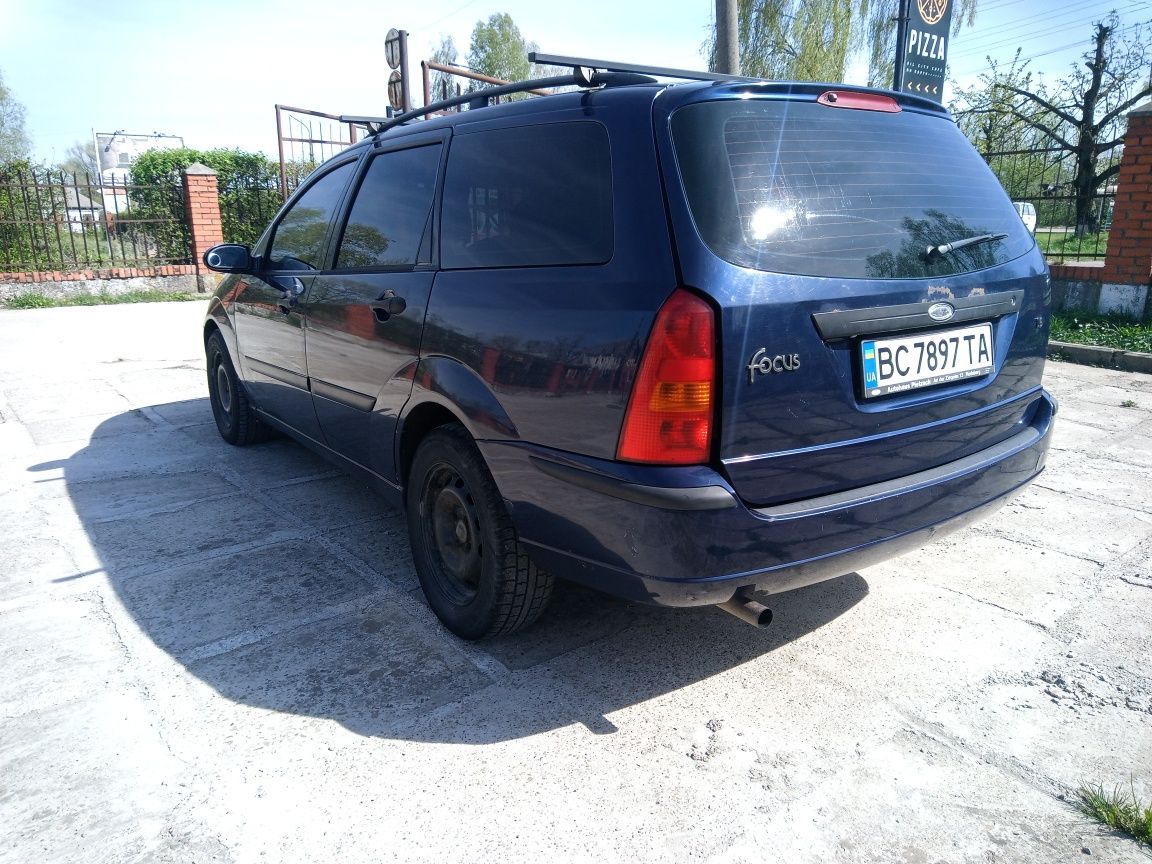 Авто Форд фокус 1,6