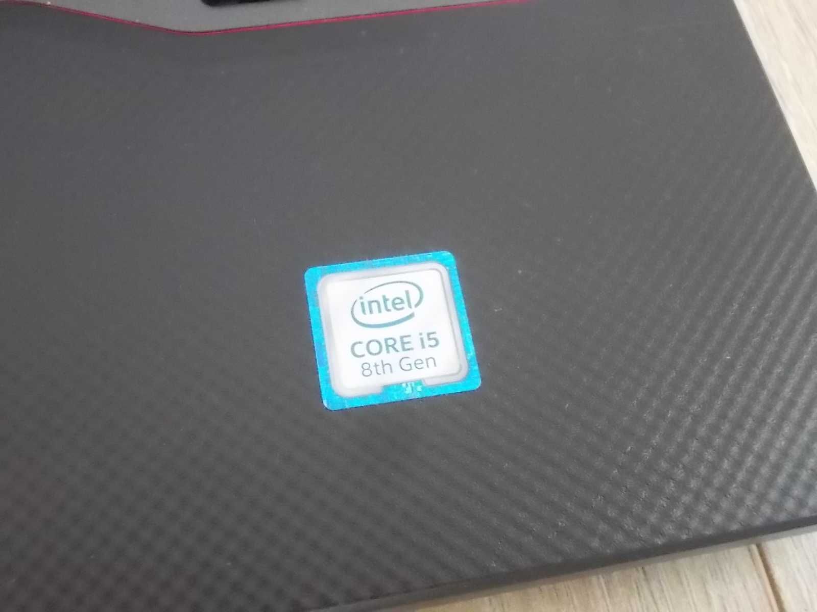 Fujitsu Lifebook E548 Core i5 8gen 8GB DDR4 256GB SSD