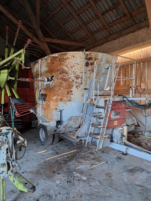 Paszowóz wóz paszowy 12m3 super stan