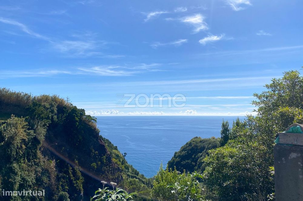Moradia Térrea com Vista Mar e Garagem – Ponta Garça