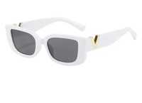 Солнцезащитные женские очки в белой оправе
