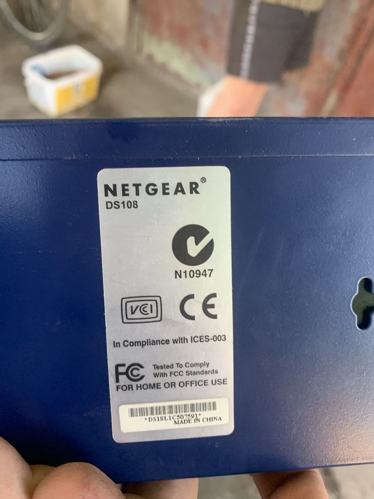Концентратор NETGEAR® MODEL DS108