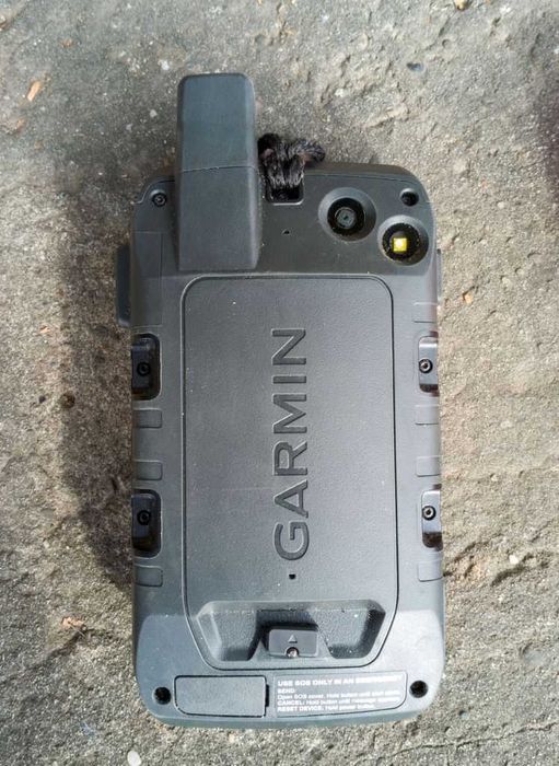 Навігатор Garmin Montana 750i з чохлом