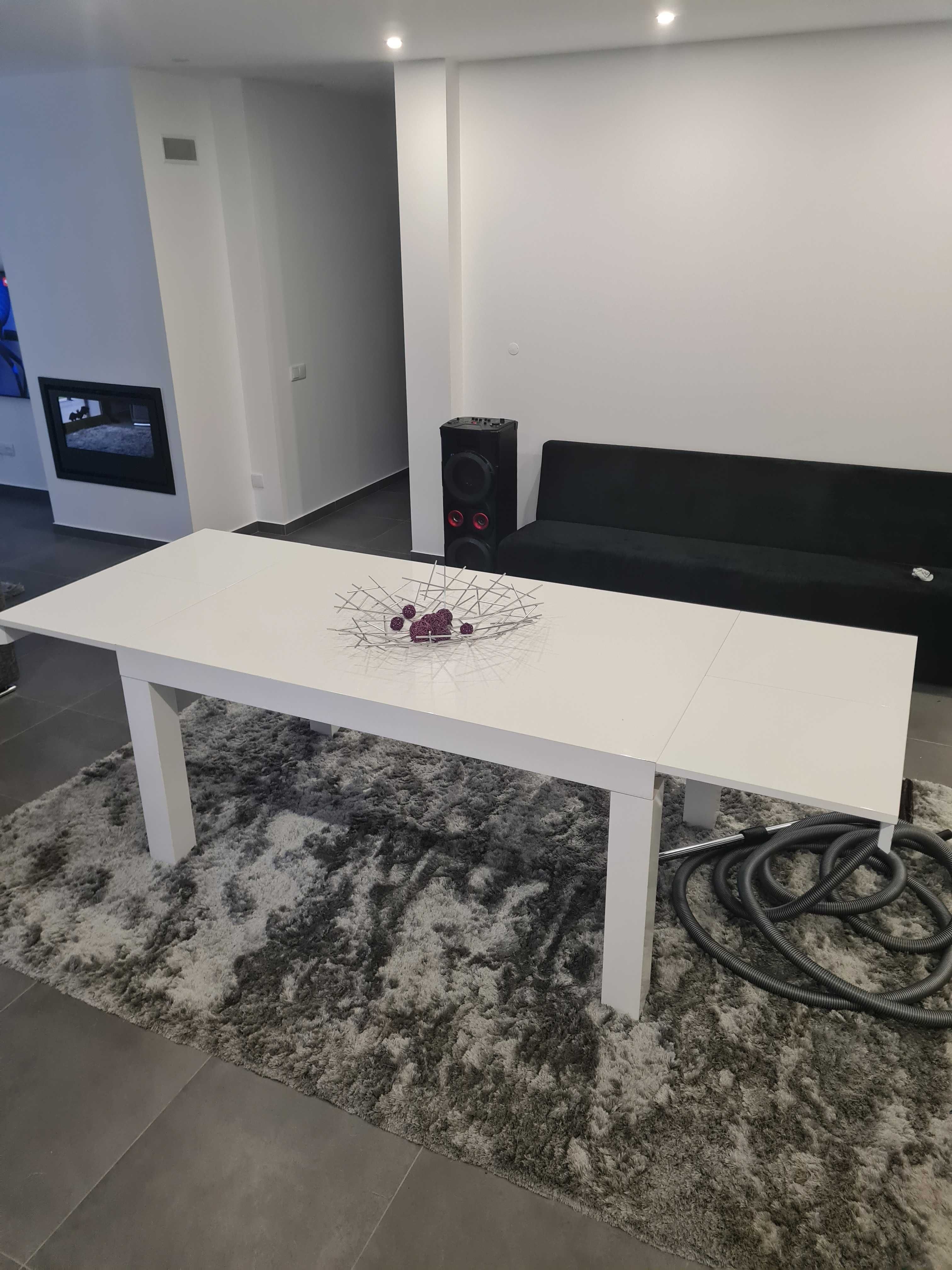 Mesa de jantar extensivel