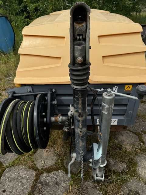 Kompresor śrubowy Atlas Copco XAS 47, netto: 27.000 PLN.