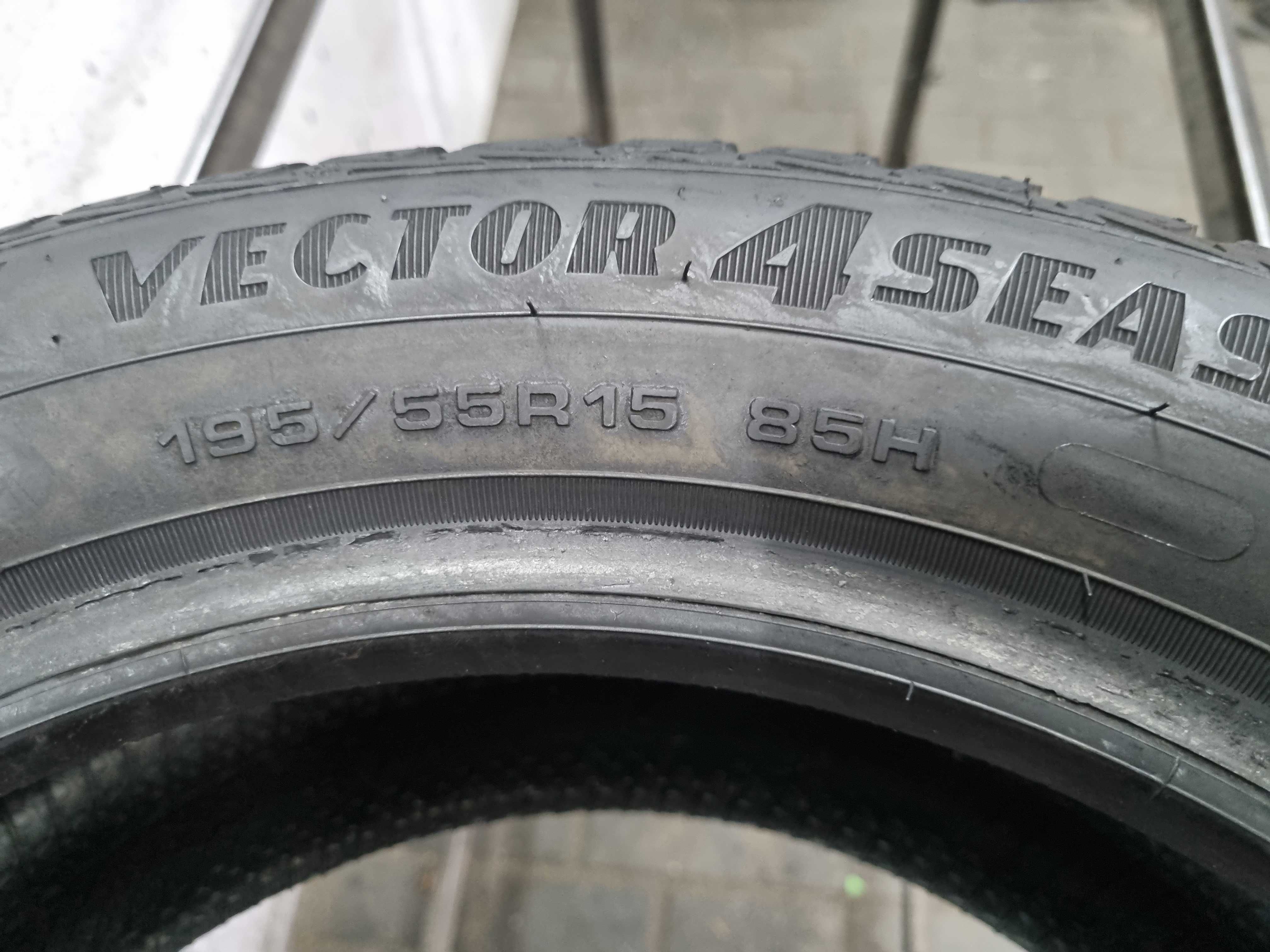 195/55/15 85H Goodyear Vector 4S Gen-2 Dot.3622R