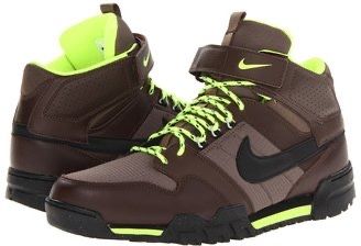 Nike Air Mogan Mid 2