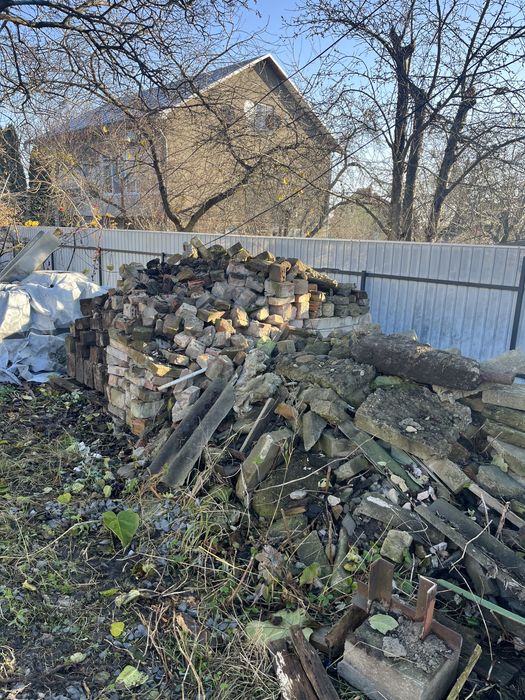 Кірпіч, шпали б/в САМОВИВІЗ