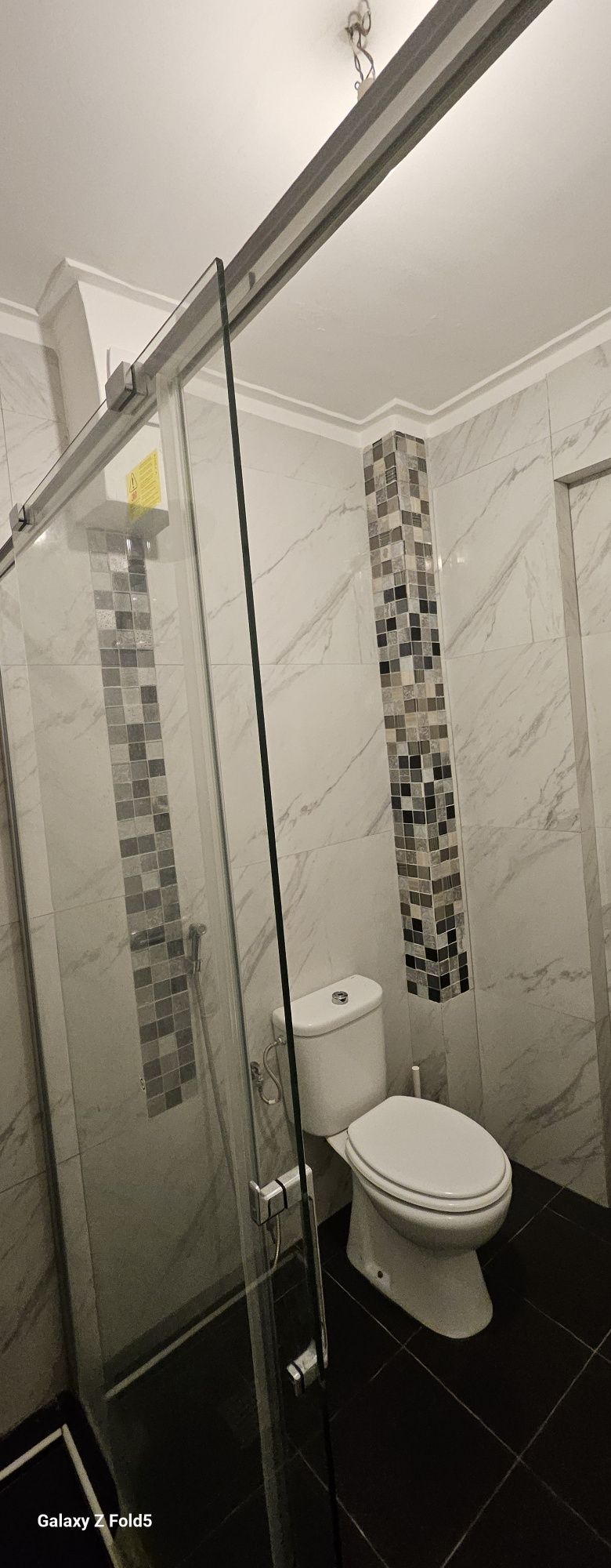 Arrendo 1 quarto