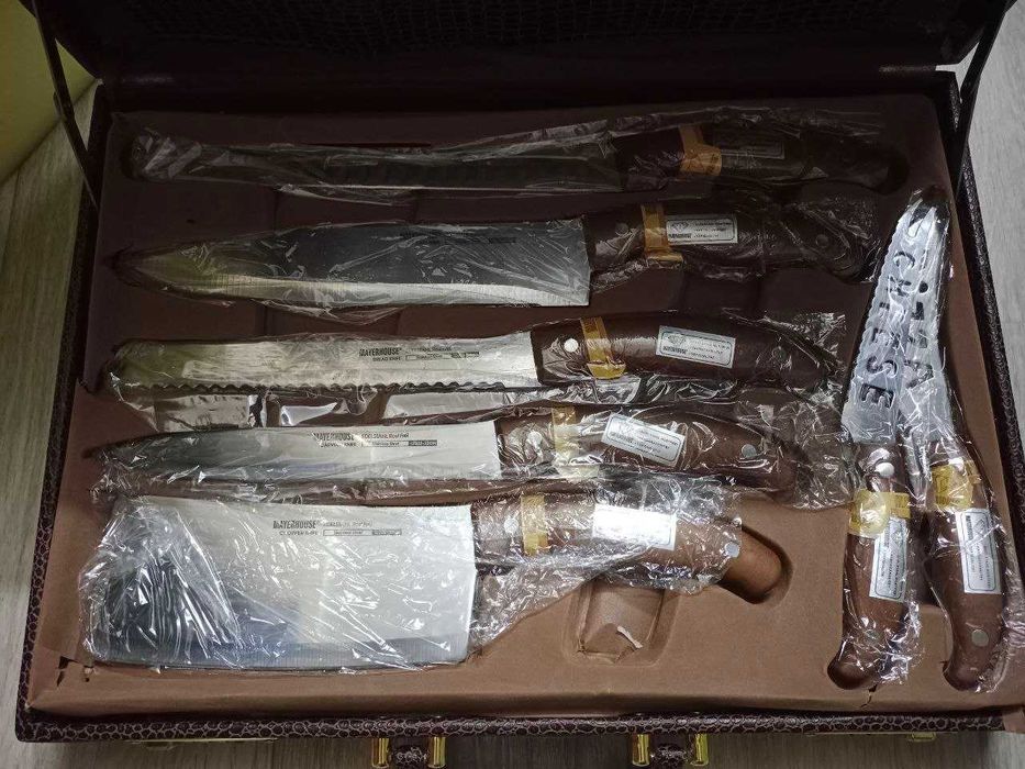 Набор для барбекю MayerHouse 25 предметов в коричневом кейсе