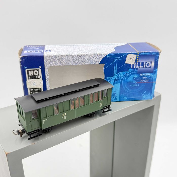 Wagon pasażerski TILLIG 13912 - Rozstaw H0