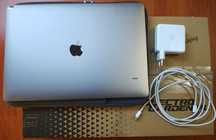 Macbook pro 15" z 2017r . Stan bardzo dobry.