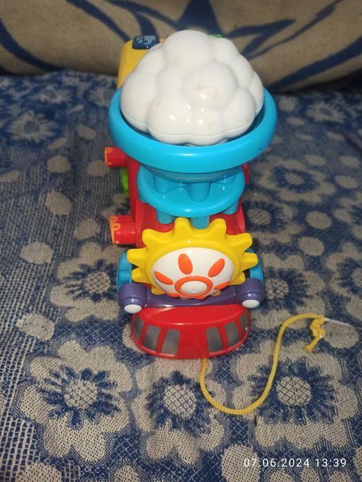 продам детские музыкально развивающие игрушки