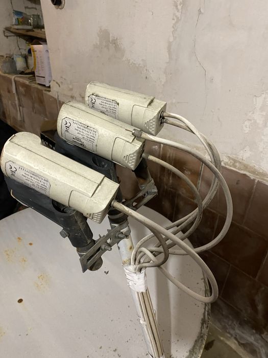 Супутникова тарілка супутник телебачення