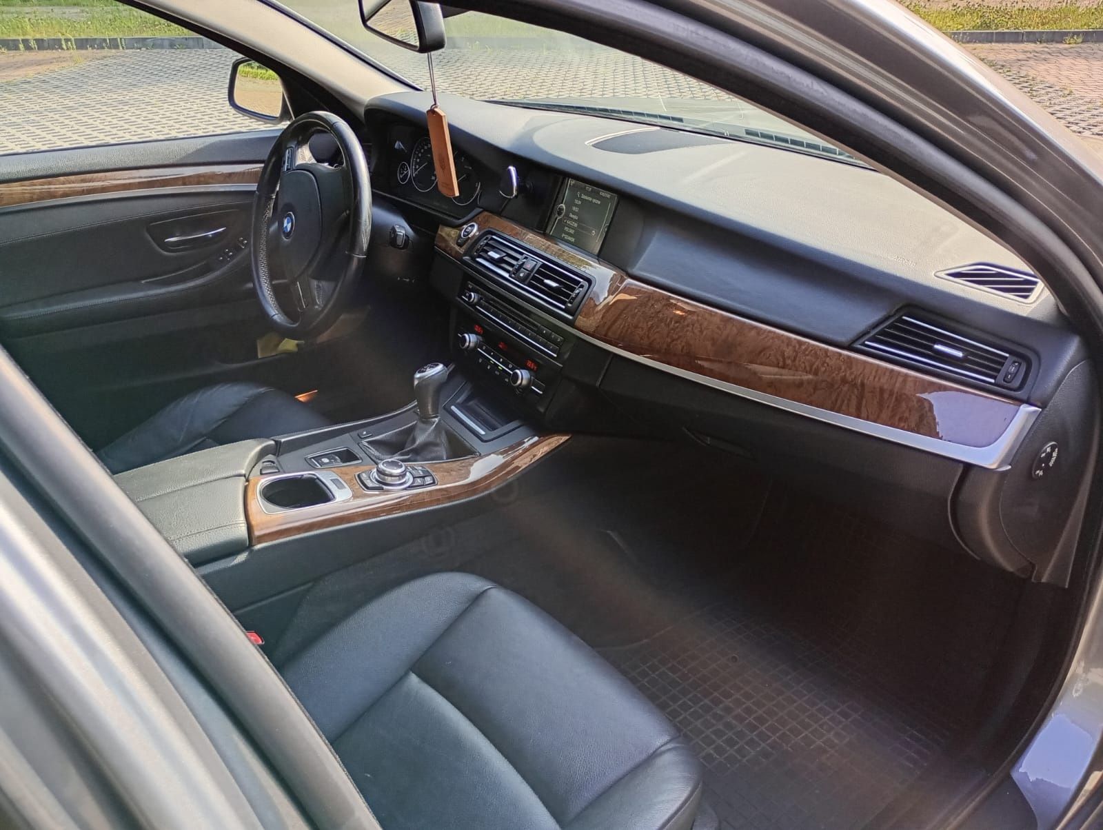 BMW F10 MPakiet 520D 184KM