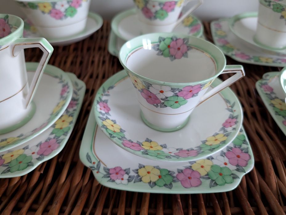 Zestaw filiżanek Bell