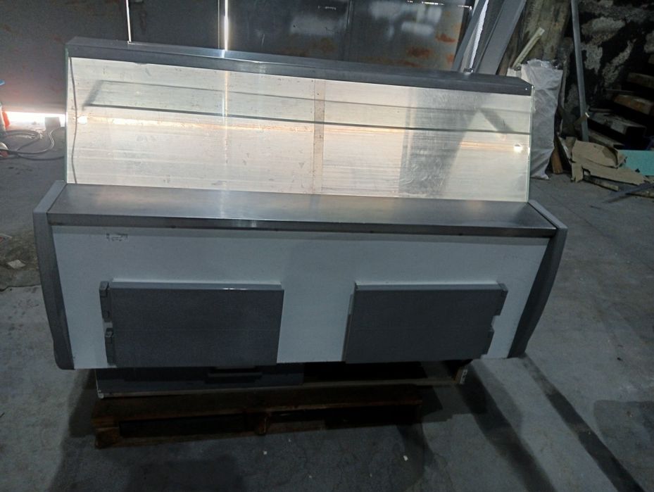 Вітрина холодильна МХМ для молока м'яса та іншого