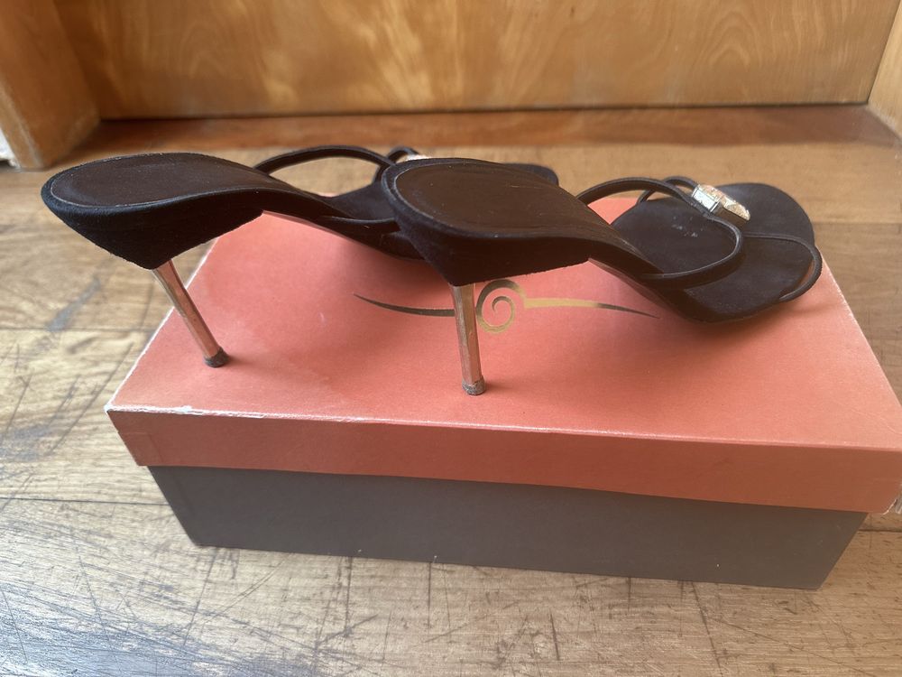 Sandalias toilete