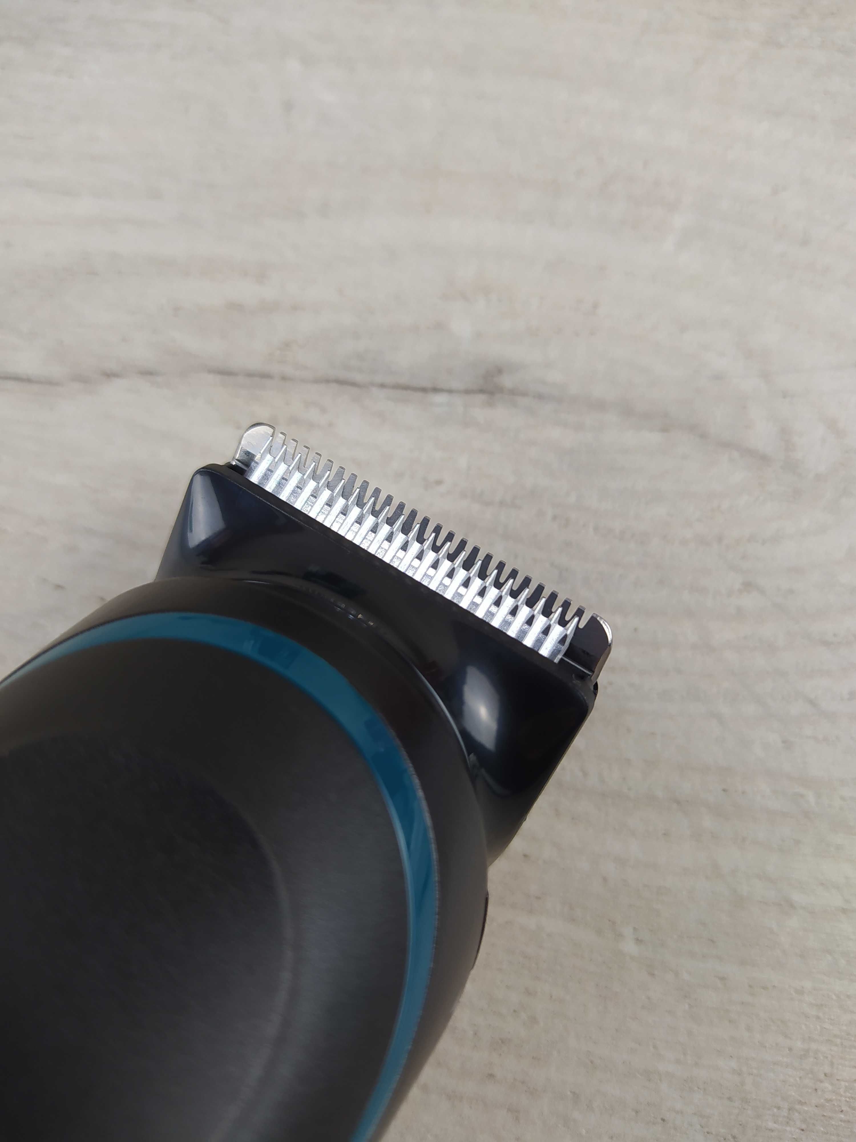Gillette SkinFirst Intimate i5 Trymer