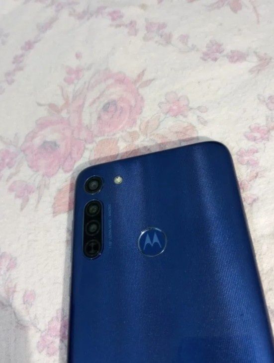 Moto g8 play 64gb