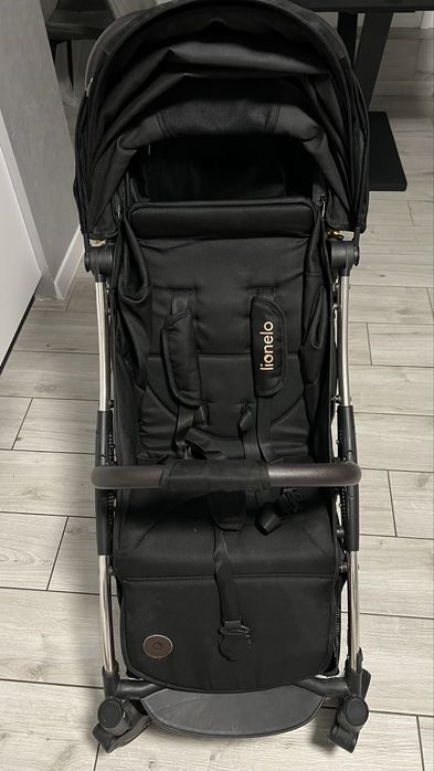 Прогулка, коляска легка Lionelo JULIE ONE BLACK GOLD
