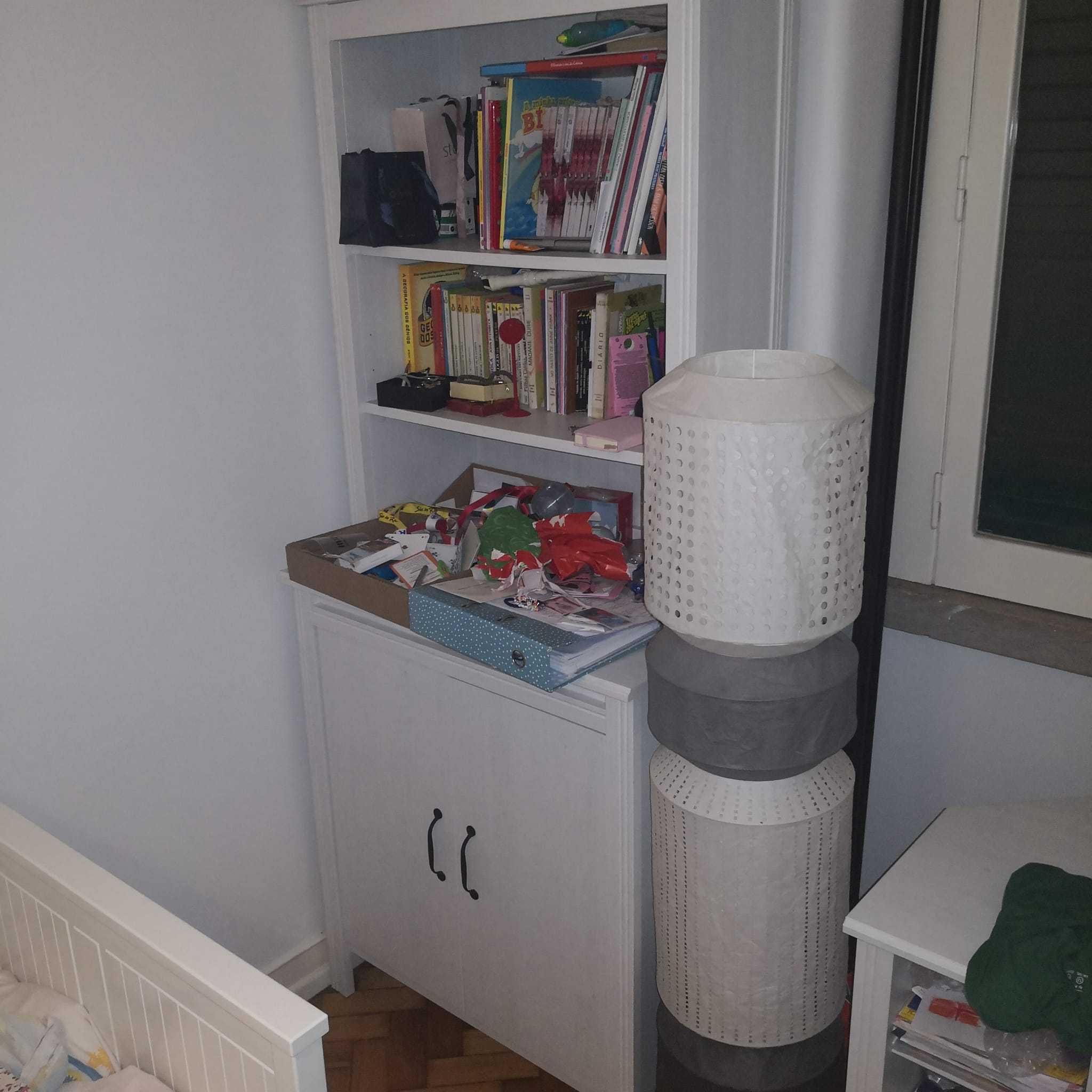 Mobiliário (IKEA) pouquíssimo uso - preço especial para conjunto 1500