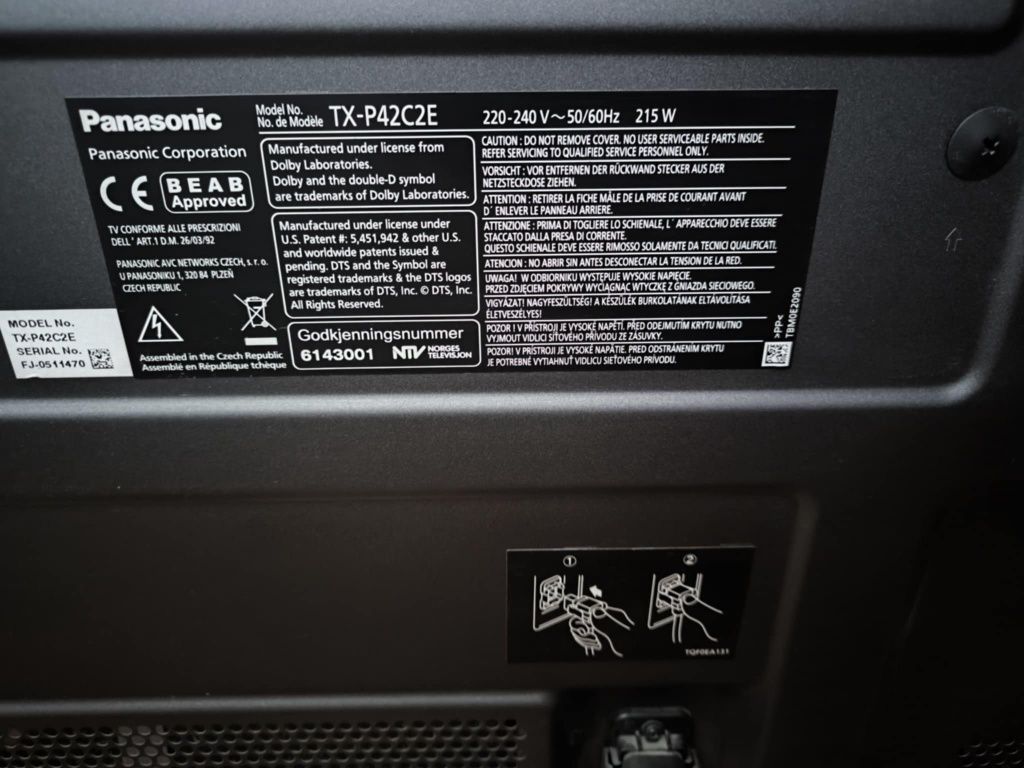 Telewizor Panasonic 42 cale  plus dekoder